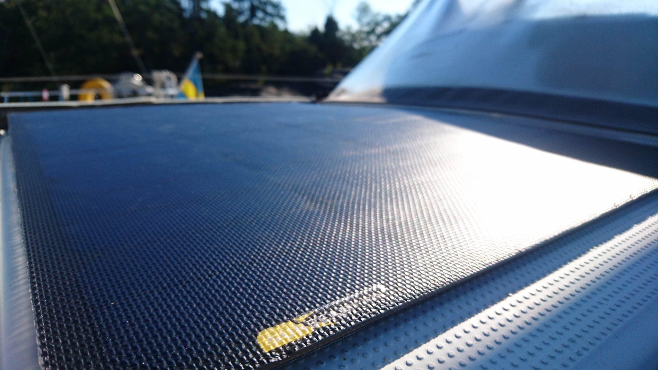 SUNBEAM-system-Solar-Panel-Tough-Black-installation.jpg